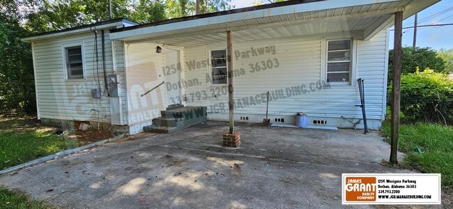 Photo - 310 W Lafayette St