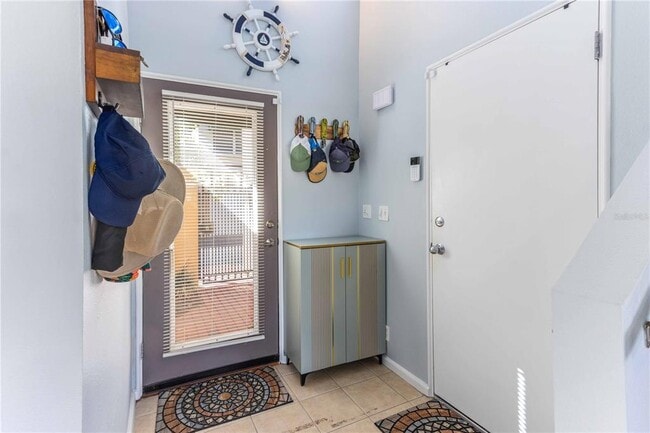 Photo - 824 Padua Ln