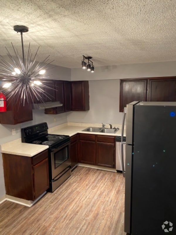 Building Photo - 1393 Prosperity Ave Rental