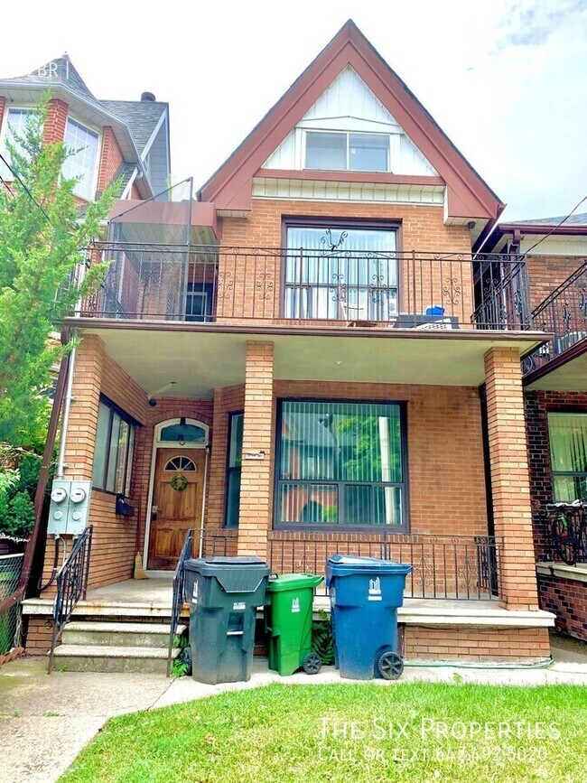 Building Photo - Two-Bedroom Apartment | Little Italy Unit 1