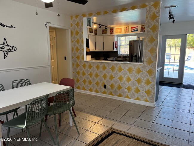 Photo - 7431 Arble Dr