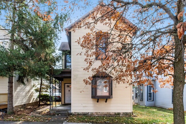 Building Photo - 45 McMillen Ave