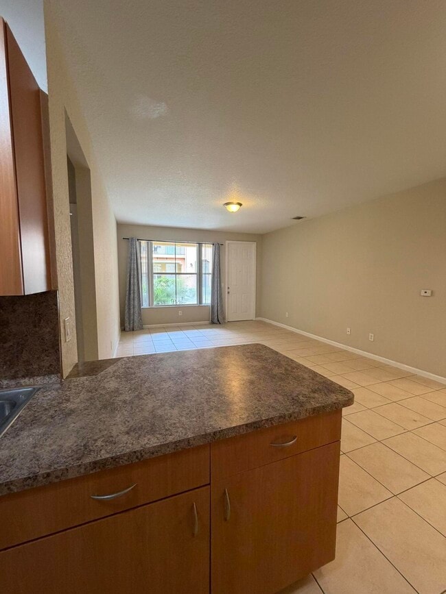 Photo - 3553 Forest Hill Blvd Unit 45