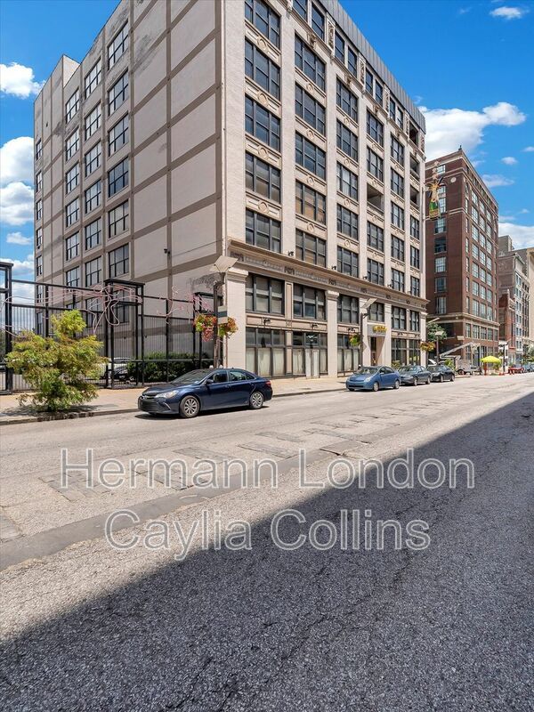 Building Photo - 1601 Washington Ave Rental