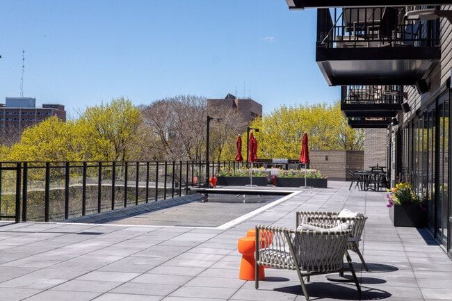 Photo - 1237 N Van Buren St Unit ID1379023P