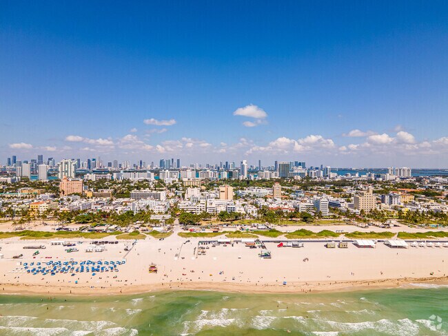 Photo - The Strand on the Ocean