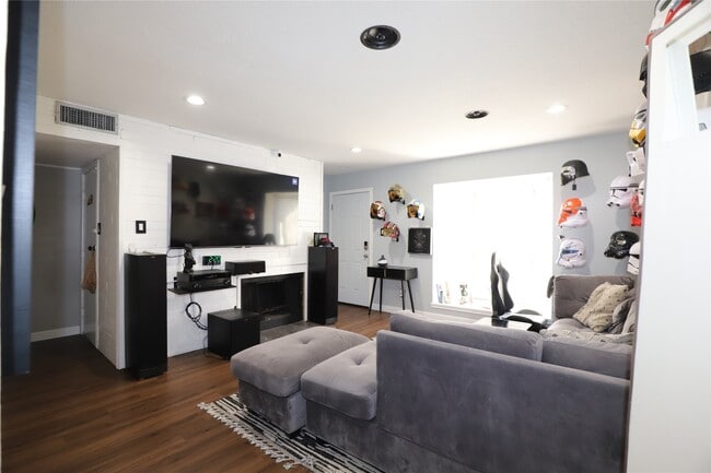 Photo - 2103 Place Rebecca Ln