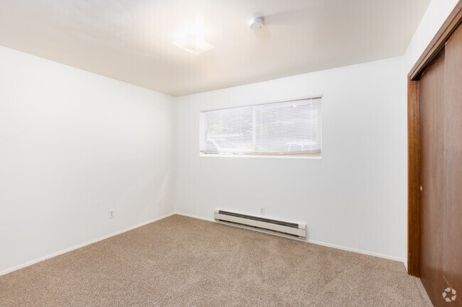 1BD, 1BA - 440-838SF