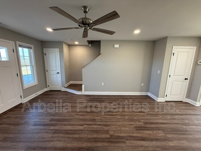 Photo - 127 Adams and Corby Rd Unit Apt 23