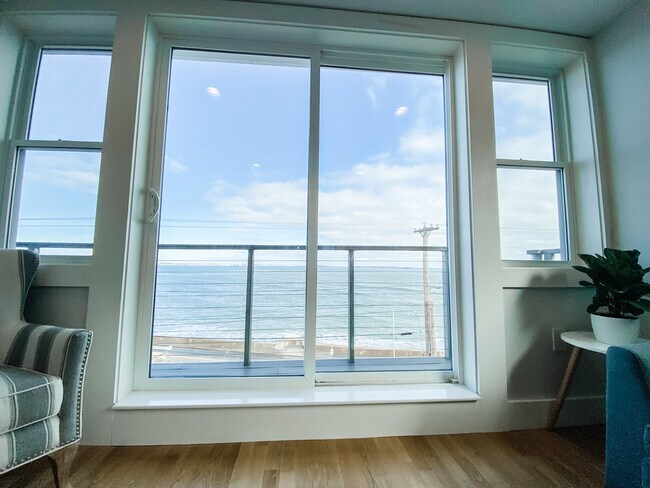 225 Endicott Ave Unit Apartmnet 2L