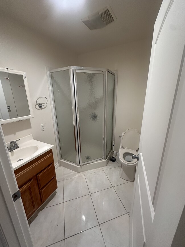 Photo - 13031 Monroe St