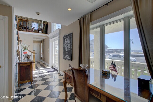 Photo - 1007 Ocean Ave N