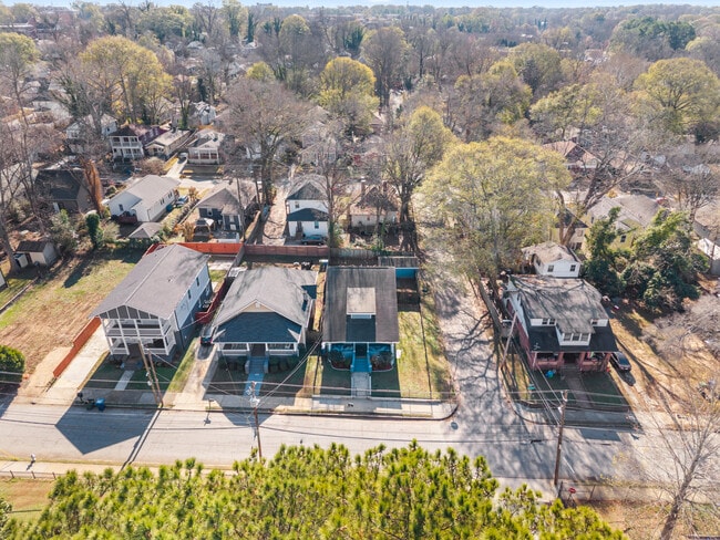 Photo - 1000 Beckwith St SW