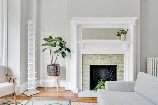 Photo - 1485 Beacon St Unidad 2