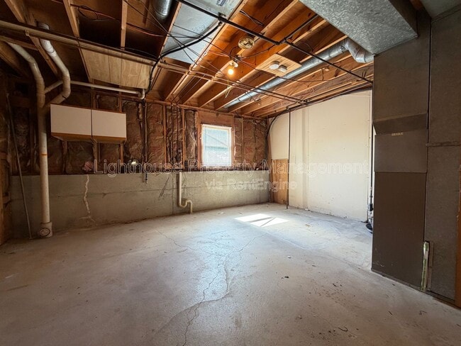 Photo - 2665 Nolan Ave NW