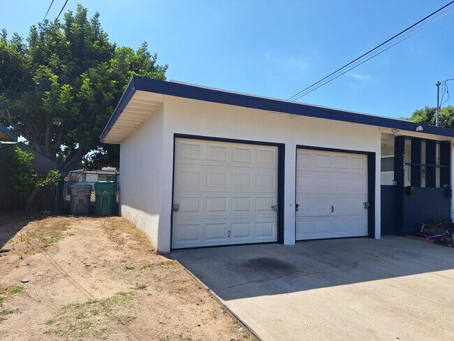 Photo - Beautifully Renovated 3-Bedroom, 1-Bath Duplex in Clairemont