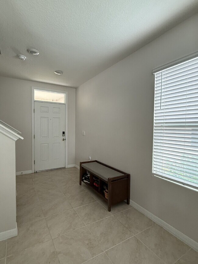 Photo - Large 4 Bedroom/2.5 Bathroom Home in Thompson Grove