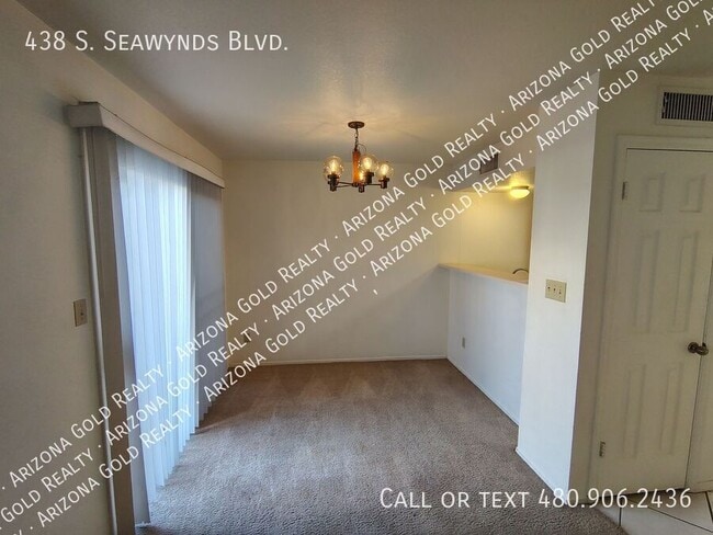 Photo - 438 S Seawynds Blvd