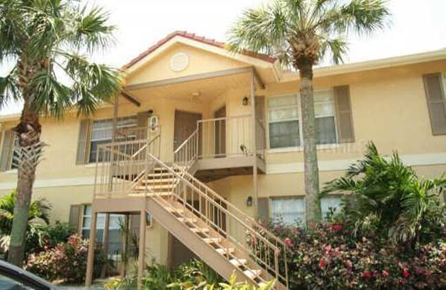 Building Photo - 2 Bedroom 2 Bath in Winter Park AVAILABLE AUGUST 17th! Unit E107
