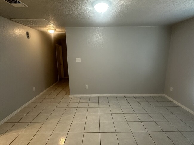 Photo - 1311 Hortencia Ave Unit 2