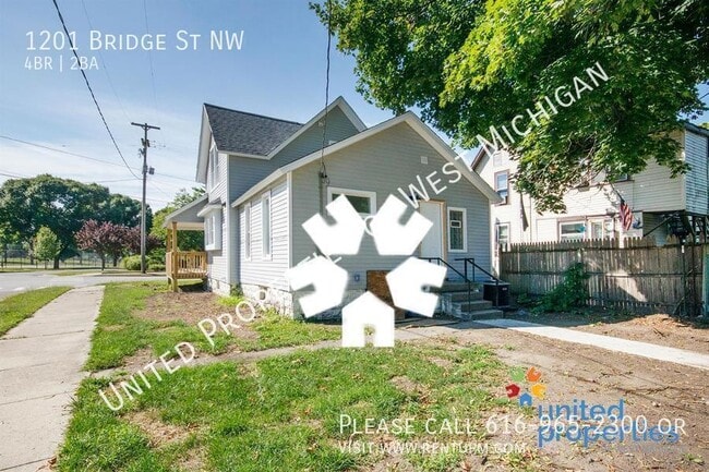 Photo - 1201 Bridge St NW