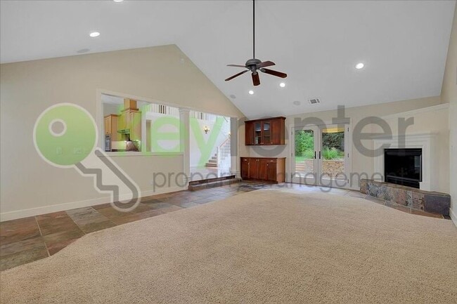 Photo - 7428 April St