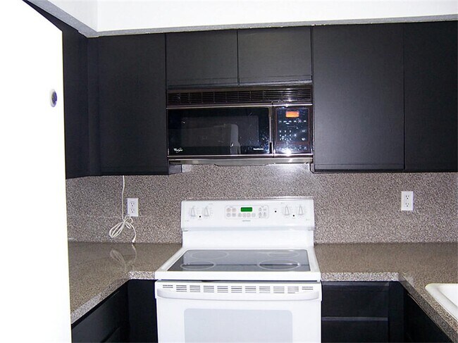 Photo - 16800 Sugar Pine Dr