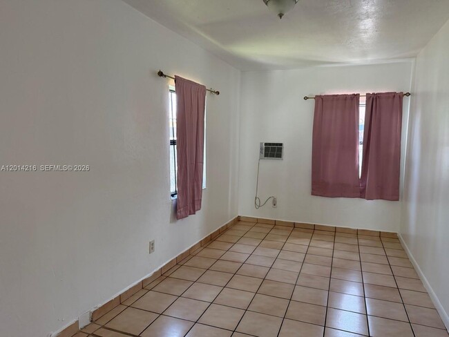 Photo - 4761 NW 11th Ave Unit REAR