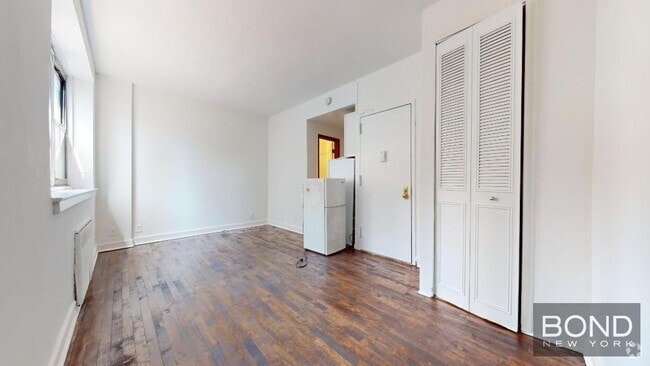 Building Photo - 255 East 61th Street Unit 2A Rental