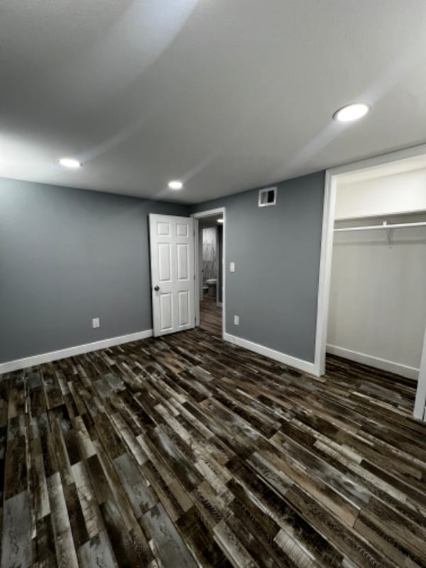 Building Photo - 2806 W Melvin St