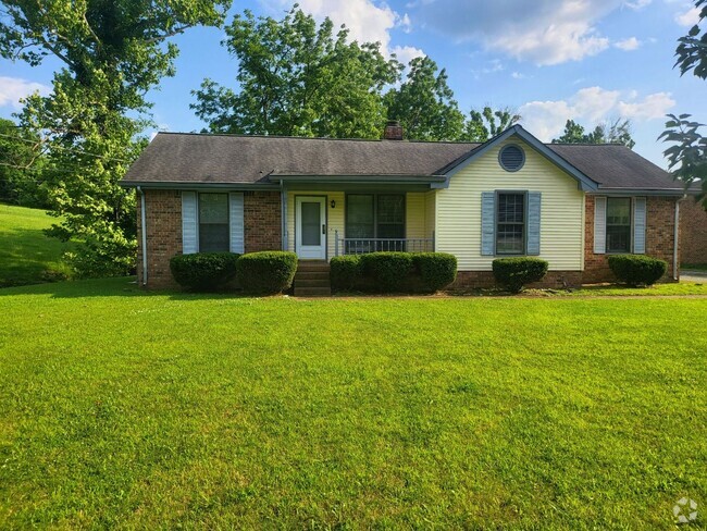 Building Photo - Nice Mt. Juliet Ranch 4 bedroom 2 bath on ... Rental