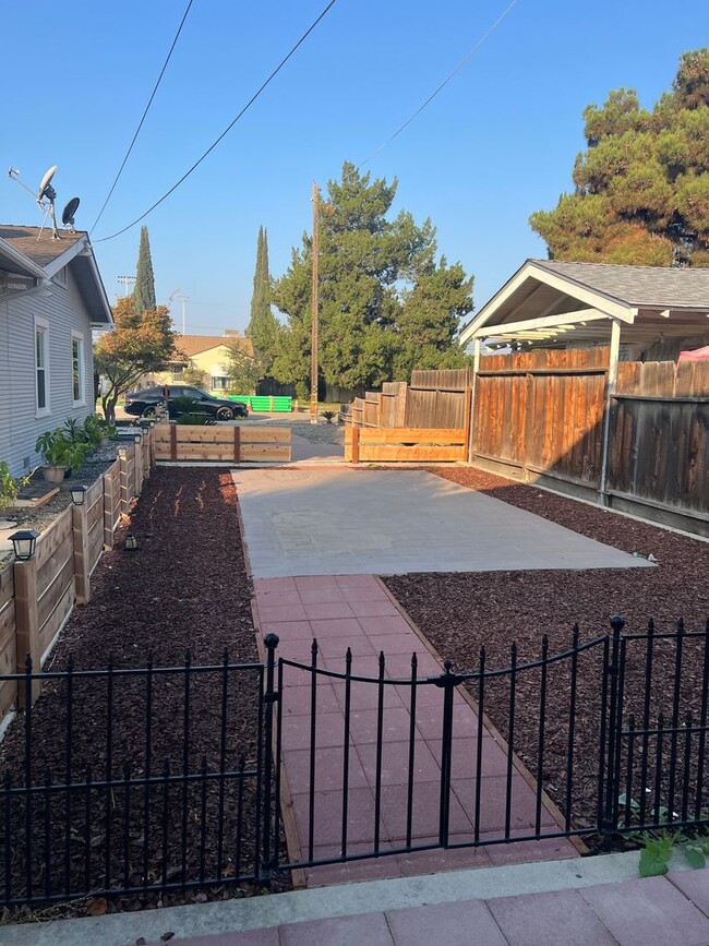 Photo - Charming 1 bedroom home