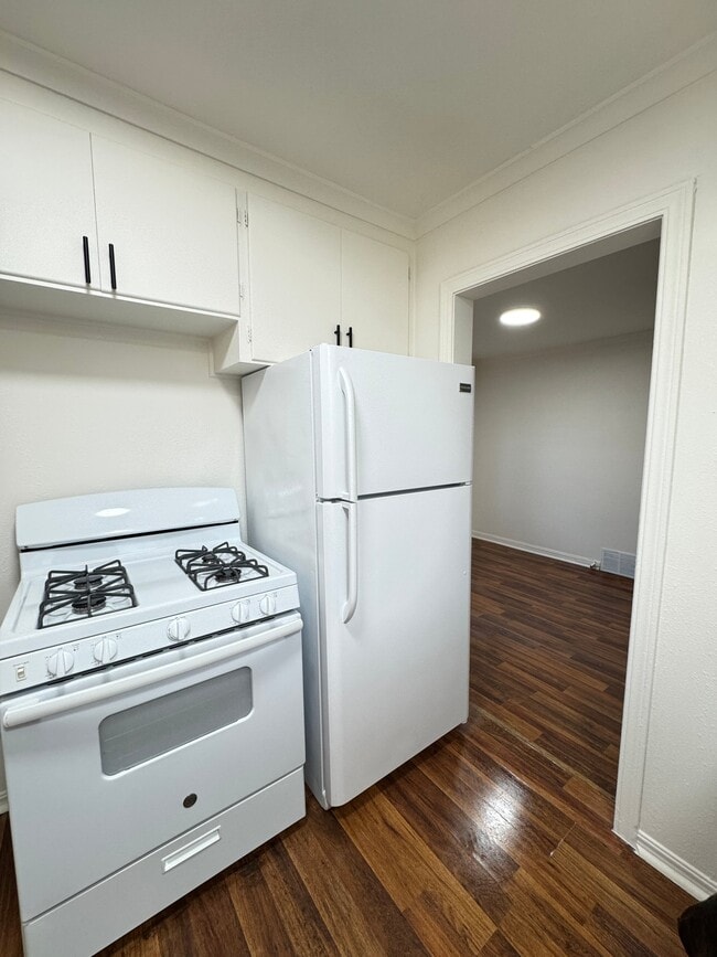 Photo - 1436 S Hickory Ave