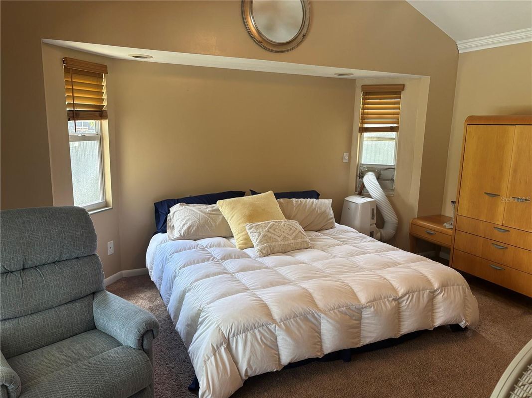 Photo - 212 Jefferson Ave