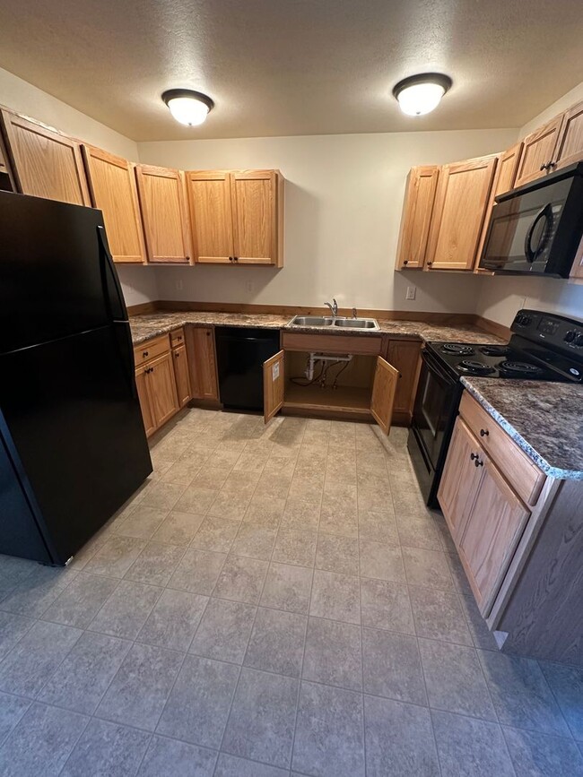 2933 Teal St Unit 3
