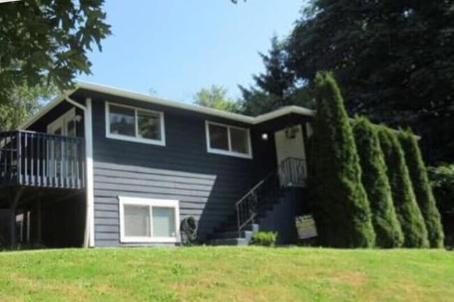 12840 Renton Ave S Unit #Lower