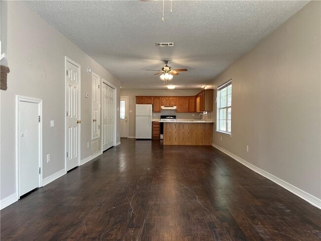 Photo - 132 Bayou Sara Ave