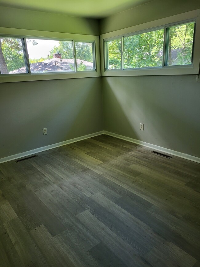 Photo - 402 N Mulberry St