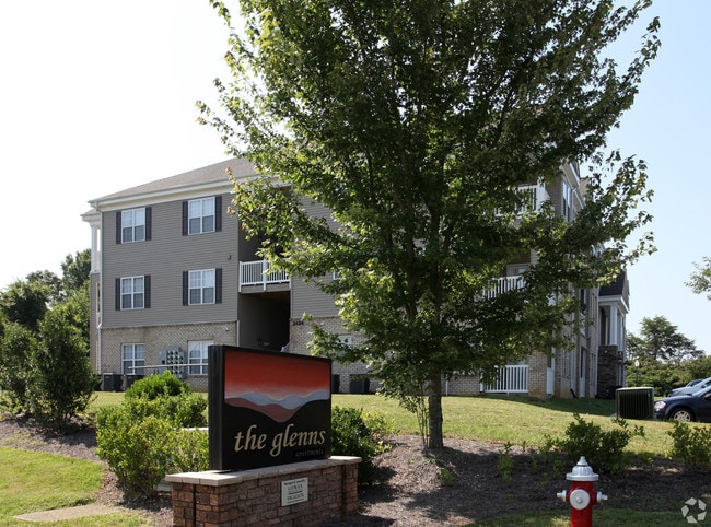 The Glenns at Elon - The Glenns at Elon