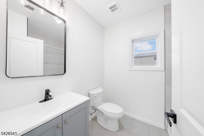 Photo - 324 Second St Unit 2