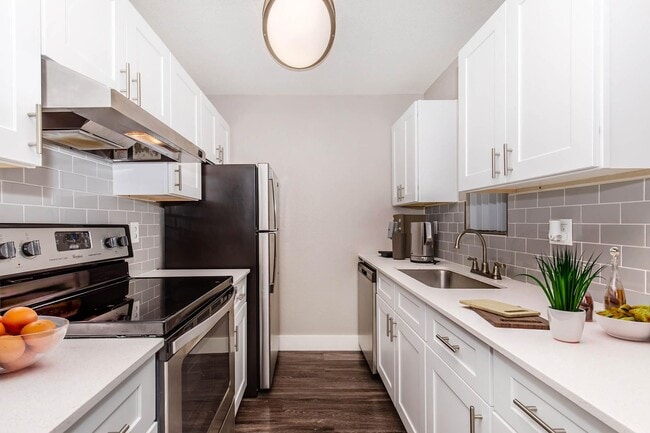 Photo - Tesoro Apartments