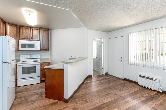 Photo - Spring Villas