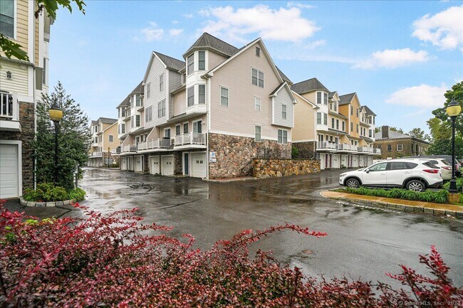 Photo - 85 Camp Ave Condo Unit 3C