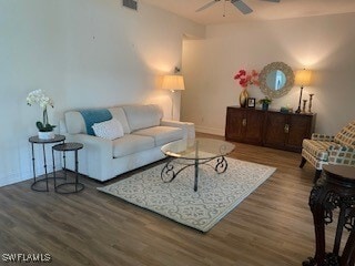 Building Photo - 600 Diamond Cir Unit 607