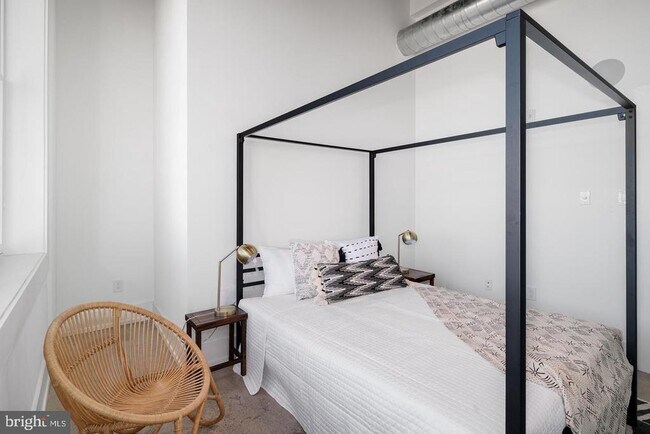 Photo - 1218 Snyder Ave Unit 5