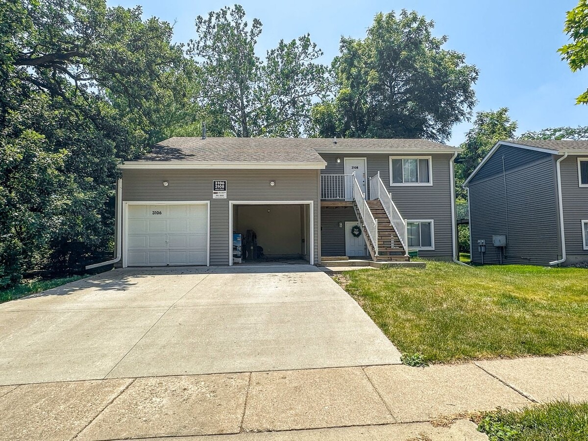 Photo - 3108 West St