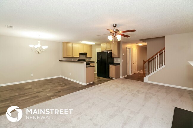 Photo - 479 Thistle Cove