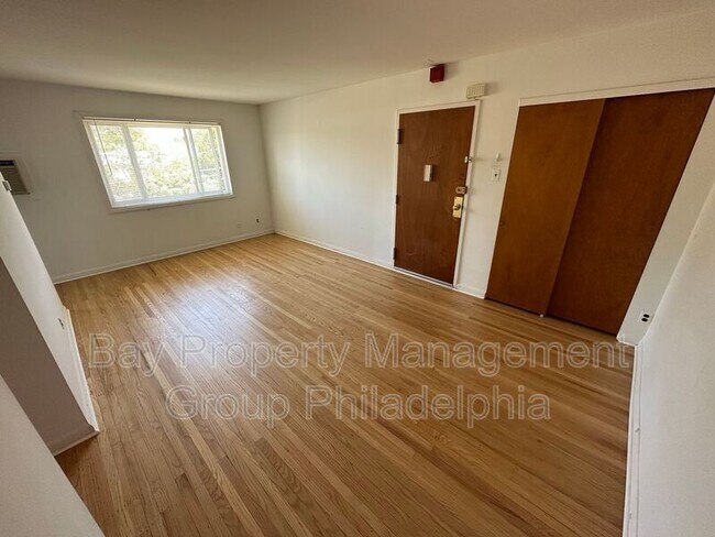 Photo - 1715 Lansing St Unit 5