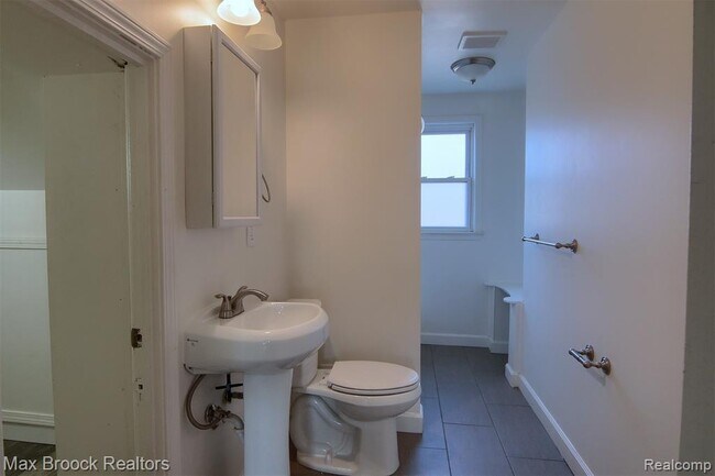 4191 Farner Ave Unidad 4