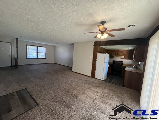 Photo - 1845 E Southern Manor Dr Unit 1845 East Southern Manor Drive